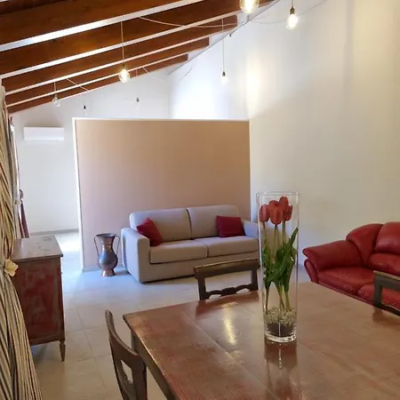 Alojamento de Acomodação e Pequeno-almoço Ceresà - 4*