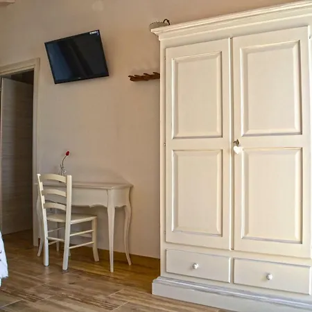 Bed & Breakfast Ceresà - *