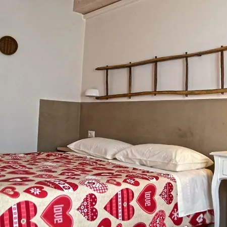 Ceresà - Bed & Breakfast *