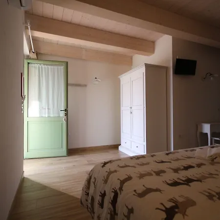 Ceresa - 4*